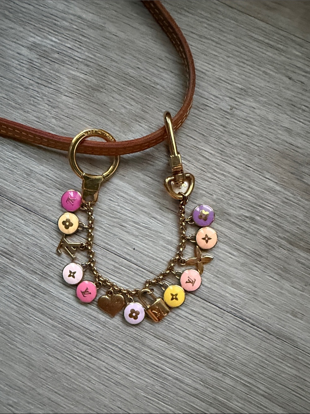 Louis Vuitton Spring Street monogram bag charm - Picture 5 of 8